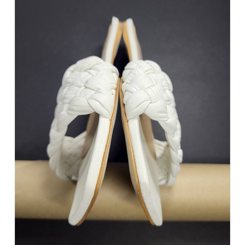 Saks Fifth Avenue White Woven Leather Mules/Sandals. Size 8 - Picture 5 of 13